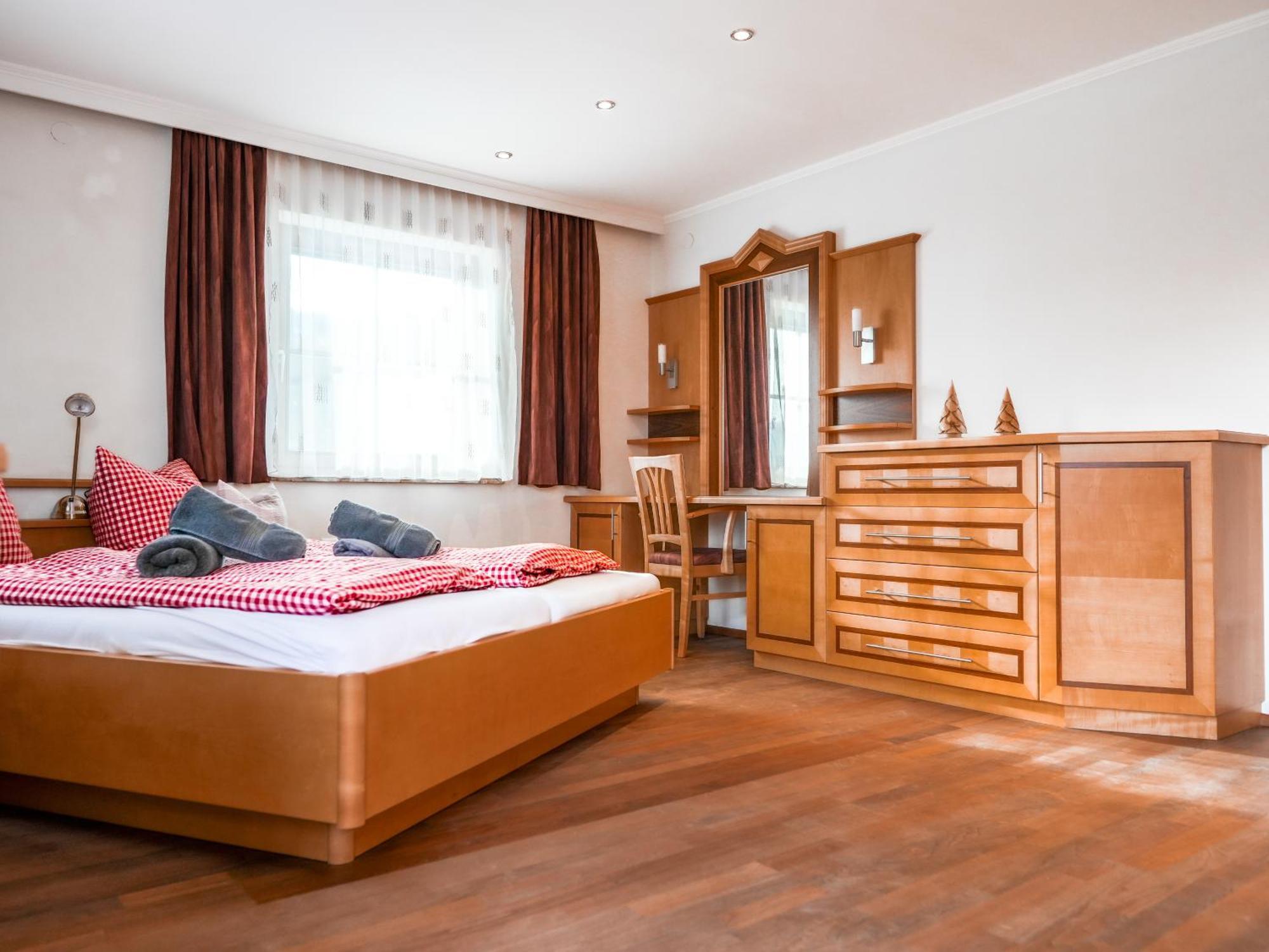 Mountain Residence Riesgut Верфен Екстериор снимка